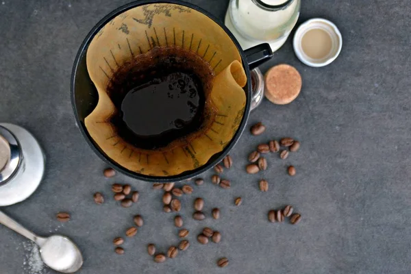Unlock the Secret to Luscious Locks: The Surprising Benefits of Coffee Water Rinses for Hair and Skin
